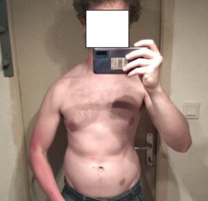 Discussion sur un forum de musculation affichée sur un écran