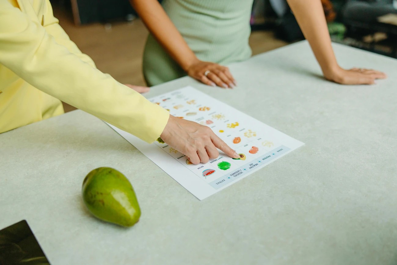 Consultation avec une diététicienne autour d'un bilan alimentaire